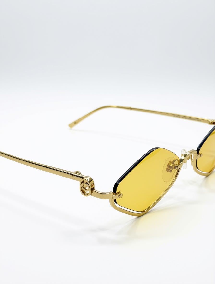 GUCCI JAUNE - image 2